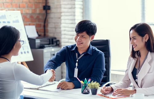 Giúp “sếp mới” bắt nhịp công việc