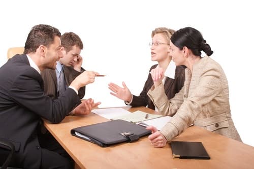 Nghề lương cao không tuyển... được người!