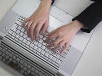 "Bắt mạch" chiêu tuyển dụng thời công nghệ