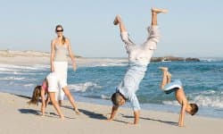 6 cách tạo dựng quan hệ trong kỳ nghỉ
