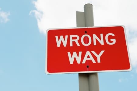 “Trật đường ray” do cư xử kém trong quá trình tìm việc