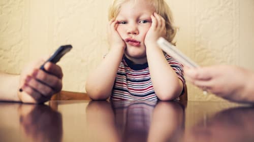 5 thói quen các bậc cha mẹ cần từ bỏ