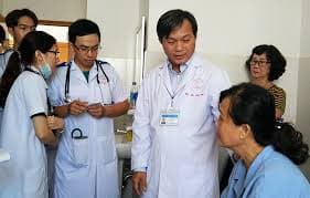 Bảng lương bác sĩ, dược sĩ mới và chi tiết tính từ ngày 1/7/2019