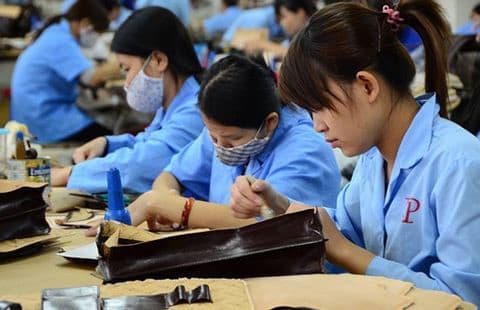 Giảm bớt khoảng cách tuổi nghỉ hưu giữa nam và nữ