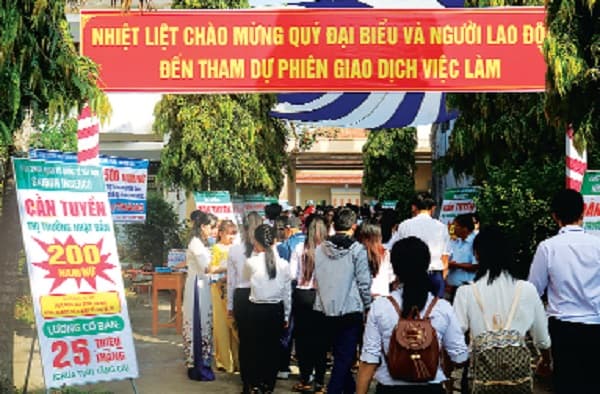 Bảo hiểm thất nghiệp hỗ trợ đào tạo nghề cho người thất nghiệp quay trở lại thị trường lao động