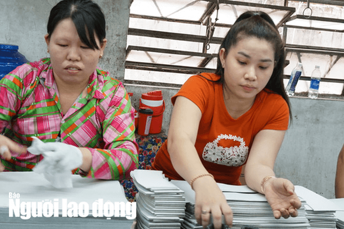 Tâm sự nhói lòng của nữ công nhân về việc tăng tuổi hưu