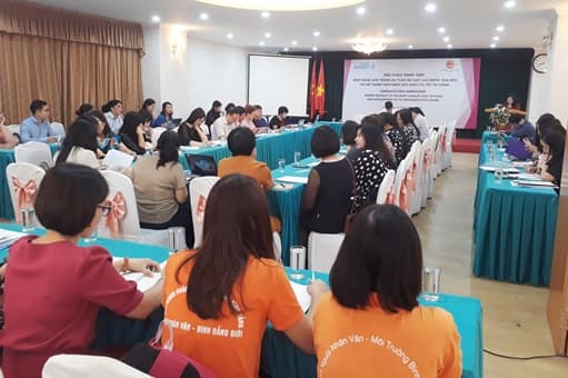 Thay đổi nhận thức và cách tiếp cận từ bảo vệ người lao động nữ sang thúc đẩy bình đẳng giới