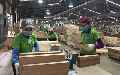 Làm thêm giờ tăng thu nhập, cải thiện cuộc sống