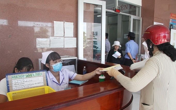 Đề nghị đảm bảo cung ứng đủ thuốc cho người bệnh bảo hiểm y tế