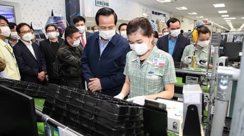 Covid-19: Bộ Lao động khẩn trương dựng kịch bản ứng phó trong chiều 24/2