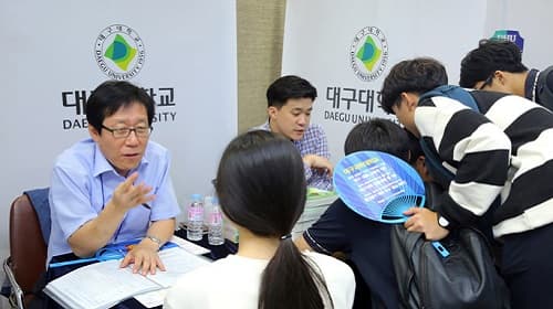 Lao động Việt Nam không nên rời Hàn Quốc nếu không cần thiết