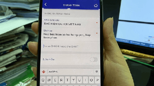 Gia hạn thẻ BHYT và đóng tiếp BHXH tự nguyện như thế nào?