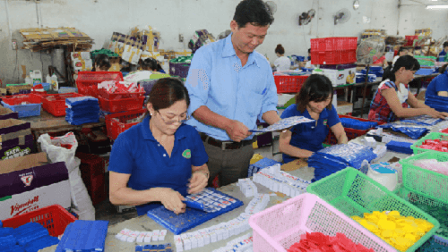 Thêm trường hợp được tạm hoãn hợp đồng lao động