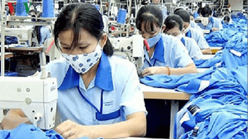 Từ năm 2021, nhân viên làm thêm đến 200 giờ/năm
