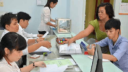 Viên chức bị kỷ luật cảnh cáo có được nâng lương?