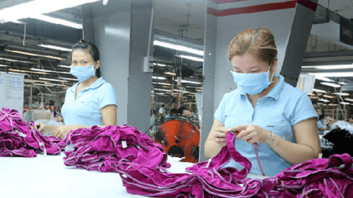 Không tăng lương tối thiểu vùng năm 2021