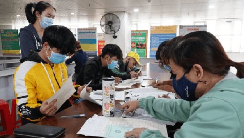 Tỷ lệ thất nghiệp giảm 50%, nhiều doanh nghiệp tuyển dụng trở lại