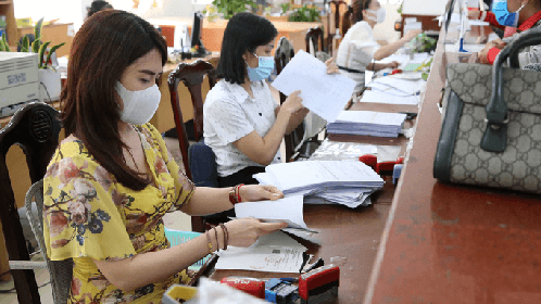 Điều kiện để cán bộ, công chức được kéo dài tuổi nghỉ hưu mới nhất