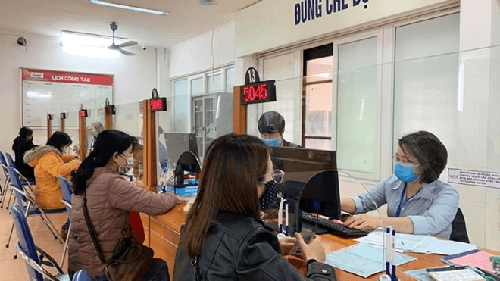 Được thoái trả tiền BHYT hộ gia đình khi đang nhận trợ cấp thất nghiệp