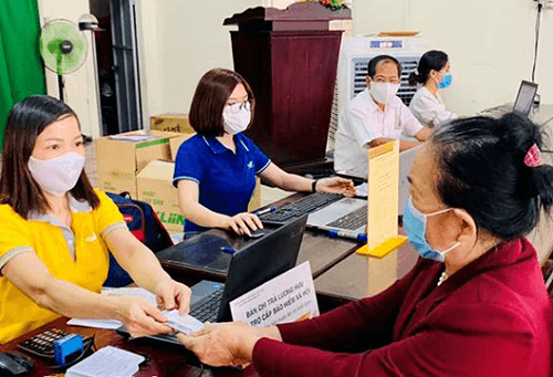 Lương hưu, trợ cấp BHXH, bảo hiểm thất nghiệp tháng 7 và 8 sẽ được chi trả thế nào?