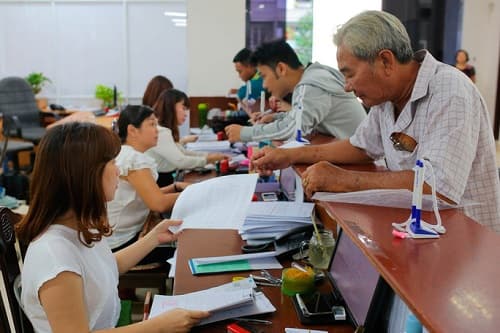 Hàng loạt sửa đổi, bổ sung chế độ nâng bậc lương đối với cán bộ, công chức, viên chức và người lao động