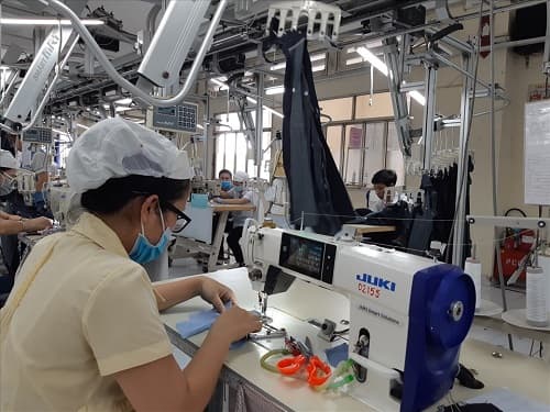 Doanh nghiệp nợ BHXH có được xác nhận để NLĐ nhận hỗ trợ tiền thuê nhà?