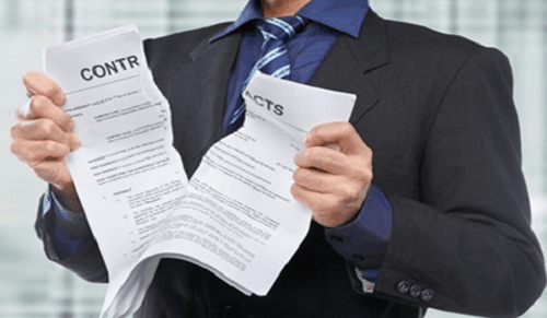 Nghỉ việc phải báo trước 3 tháng?