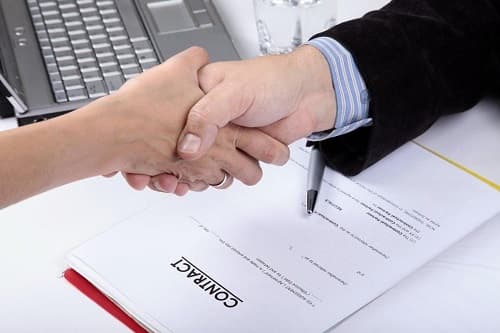 Công ty tự ý thay đổi thời hạn hợp đồng lao động xử phạt thế nào?