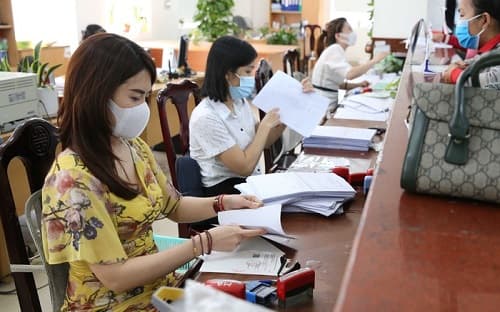 Công chức được nâng bậc lương thường xuyên cần có tiêu chuẩn gì?