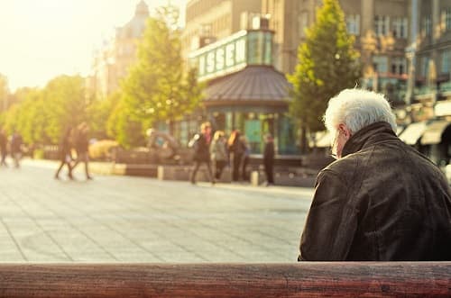 Mẫu Thông báo nghỉ hưu đối với công chức chi tiết 2026? Thời hạn ra thông báo nghỉ hưu là khi nào?