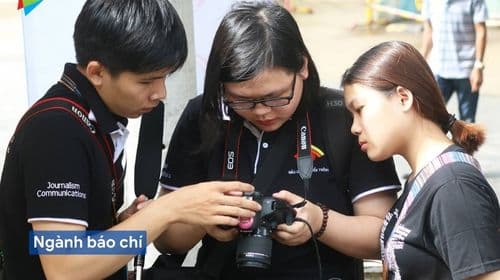 Ngành báo chí là gì? Cơ hội và mức lương ngành báo chí
