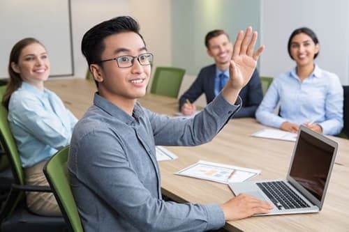 Newbie là gì? 3 bí quyết để trở thành newbie luôn "được lòng" sếp