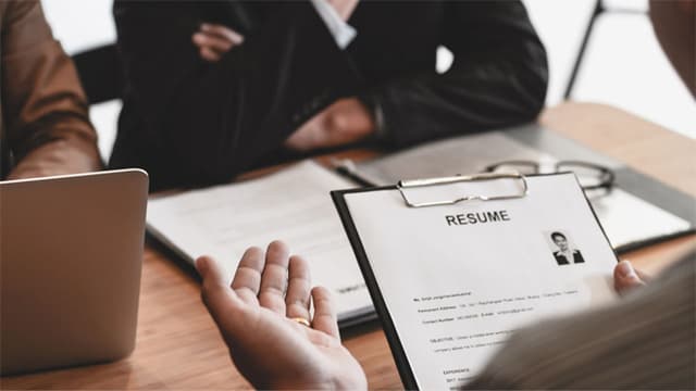 Trình độ văn hóa là gì? Cách ghi chuẩn trong CV và sơ yếu lý lịch