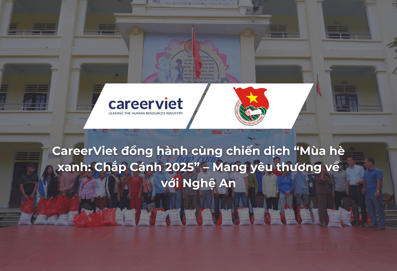 CareerViet đồng hành cùng chiến dịch “Mùa hè xanh: Chắp Cánh 2025” – Mang yêu thương về với Nghệ An