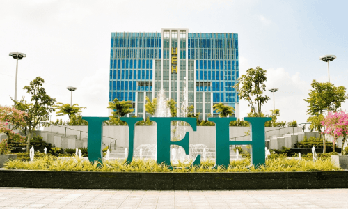 Điểm chuẩn Đại học Kinh tế TPHCM (UEH) 2026: Cách tra cứu và tính điểm xét tuyển