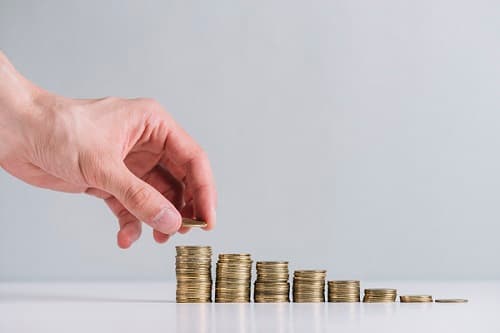 Phải ngừng việc, người lao động có được trả lương?