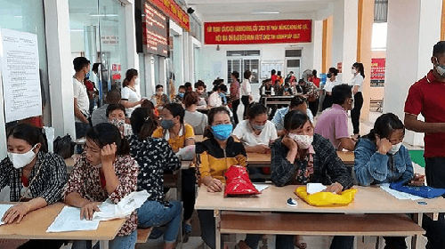 Người lao động đang ở vùng cách ly có thể nộp hồ sơ BHTN qua bưu điện