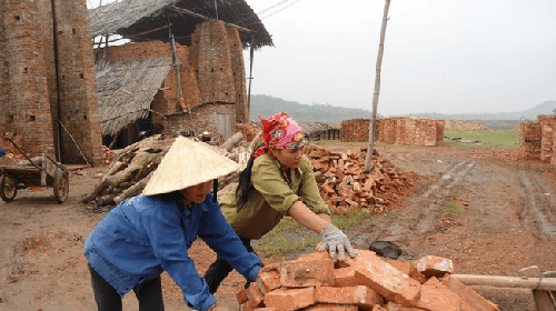 Covid-19: Ảnh hưởng nặng nề đến nhóm lao động phi chính thức