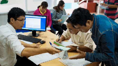 Đối tượng cán bộ, công chức, viên chức, người lao động thuộc diện tinh giản biên chế