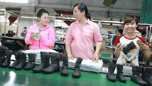 Mức lương tối thiểu được ấn định theo tháng và giờ từ năm 2021