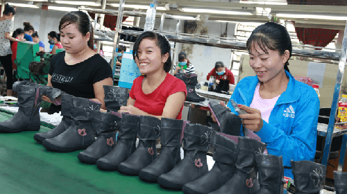Điều kiện, mức hưởng chế độ ốm đau năm 2021 người lao động cần biết