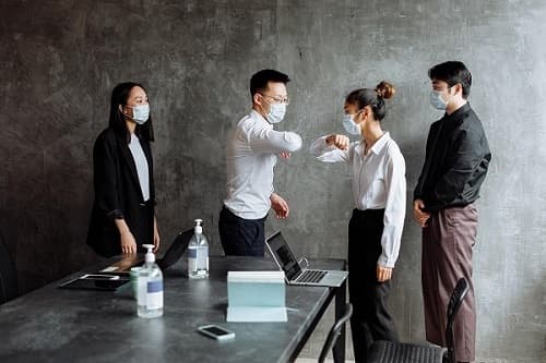 Vượt qua đại dịch nhờ gắn kết với nhân viên