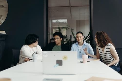 Nắm bắt tâm lý nhân viên quay trở lại văn phòng sau dịch