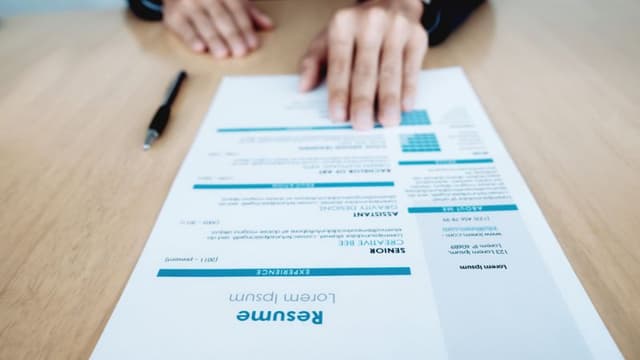 Giới thiệu bản thân trong CV: Viết ngắn gọn nhưng ấn tượng