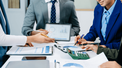 Khi AI Làm Chủ Cuộc Chơi: Tương Lai Mới Của Ngành Tài Chính Và Đầu Tư